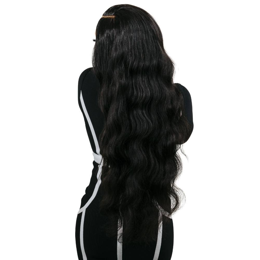 Body Wave 13x6 HD Lace Front 100 % Human Hair Invisible Hairline Wig - Private Label