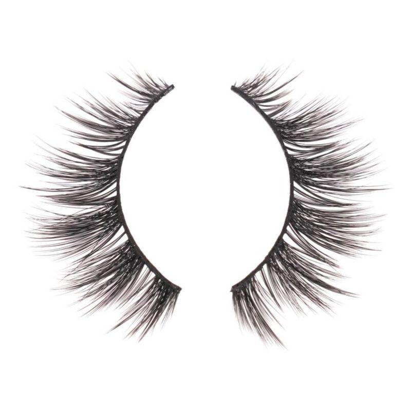 Close up view of Lotus 3D Faux Mink Lashes